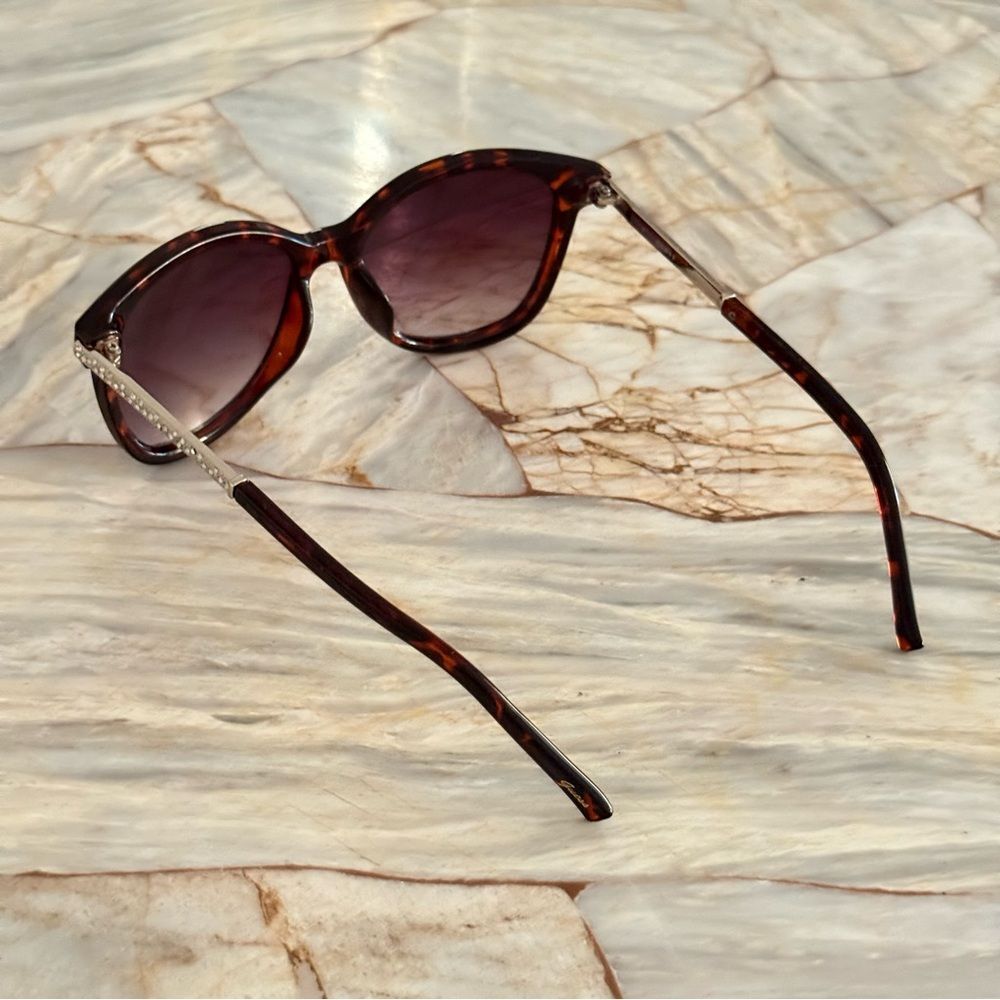 Tortoise Shell Sunglasses - Picture 6 of 11